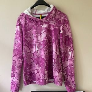 Lolë Pullover Hoodie, with pocket and Thumbholes Large 🏃‍♀️!